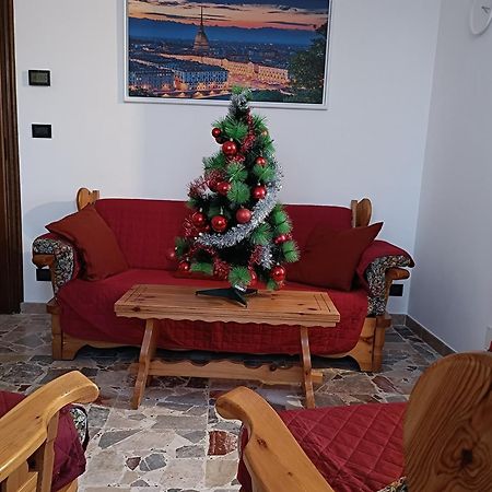Grazioso Bilocale Merlino, Luminoso Con Vista Santuario, Wifi Giaveno Kültér fotó